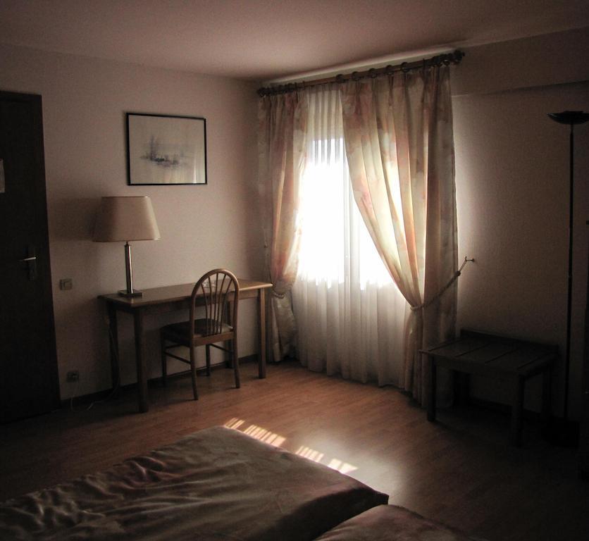 Hotel Le Caballin Vogelgrun Habitación foto